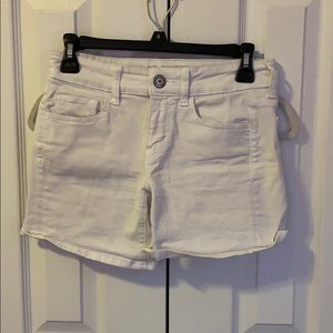 AEO Midi White Demin Shorts